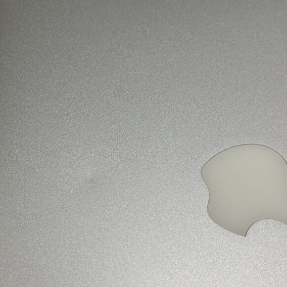 Apple Macbook Air 13" Silver Colour 2015 | i5 8GB RAM 128GB SSD with Charger - Picture 6 of 7